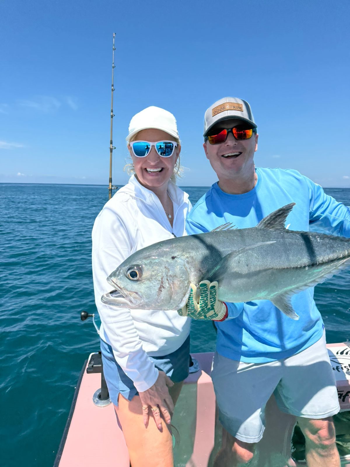 Happy fishing couple aboard Zapata Fishing in Quepos